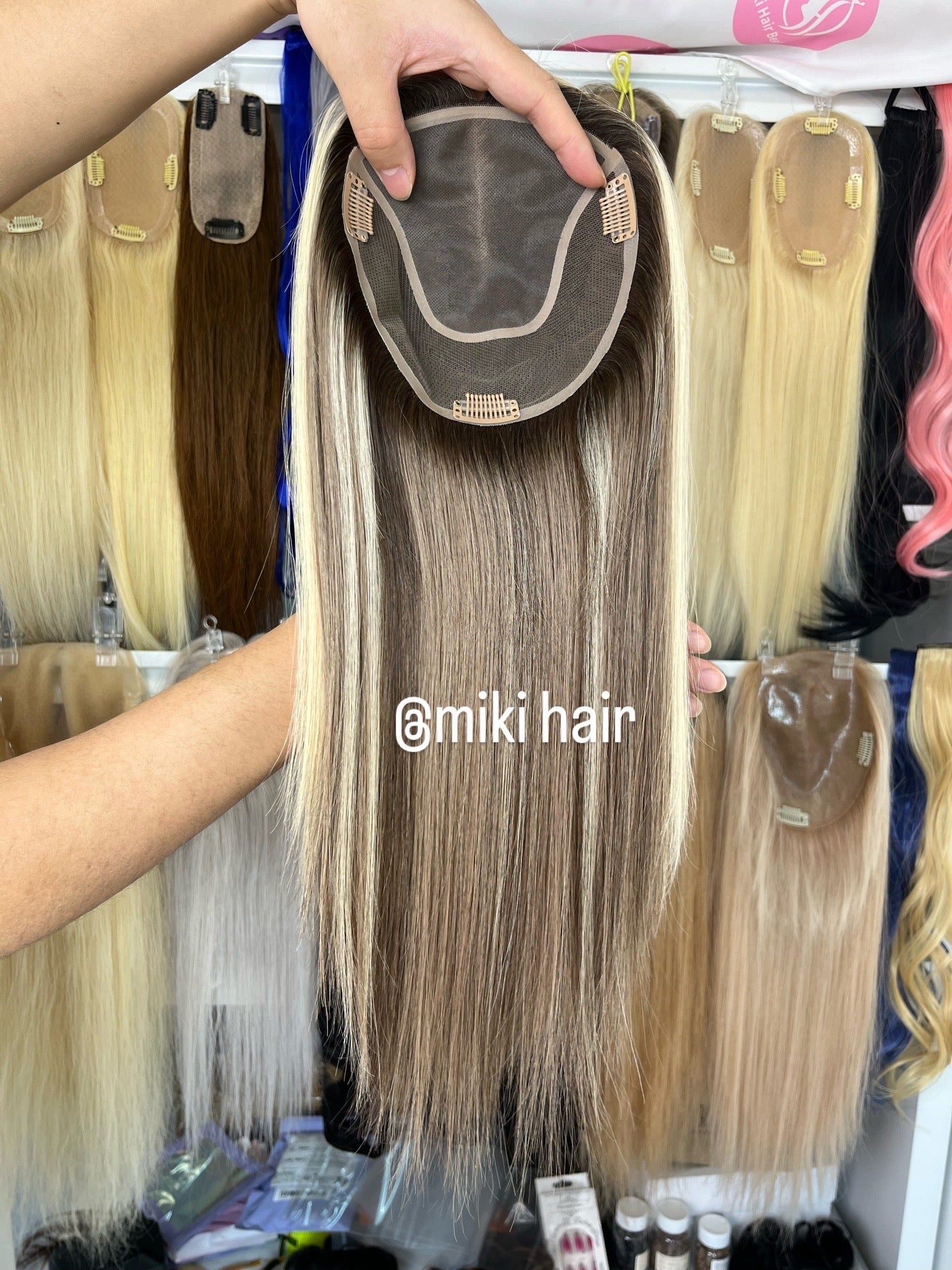 New base mono with lace topper